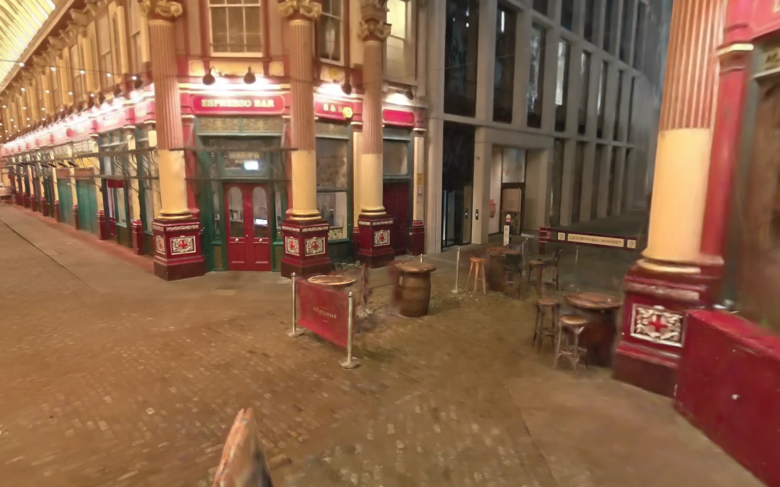 The Leadenhall Market capture after a precise selection removes a distraction.